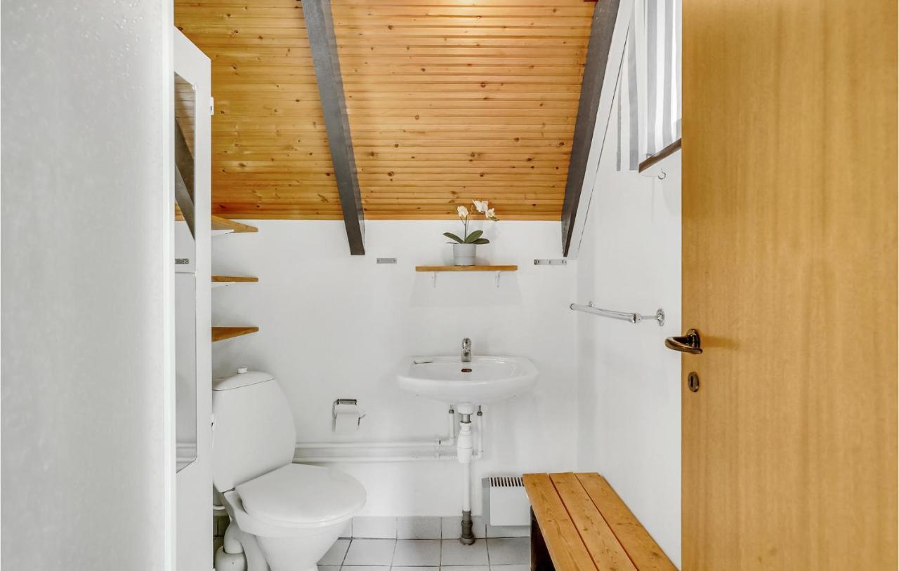 Amazing Home In Logstrup With Kitchen 외부 사진